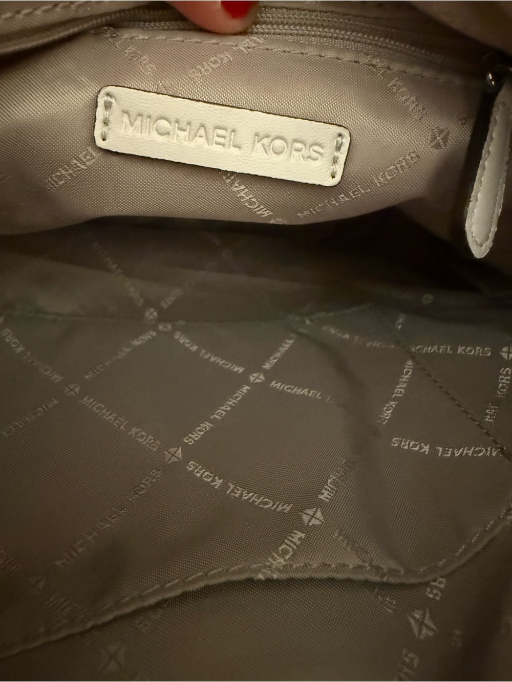 Michael Kors Bedford White & Yellow Signature Crossbody Bag EUC - Picture 12 of 13